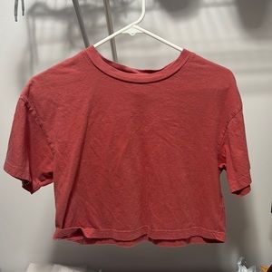 pink cropped tee!!